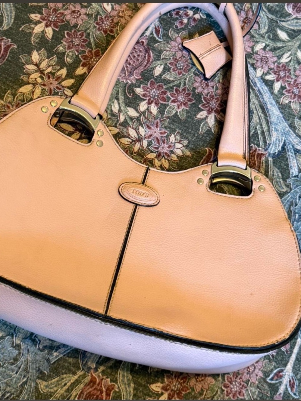 Tod's vintage Pink Leather Shoulder Bag with silver Accents